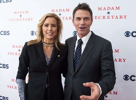 A picture of Tea Leoni with her boyfriend, Tim Daly.
